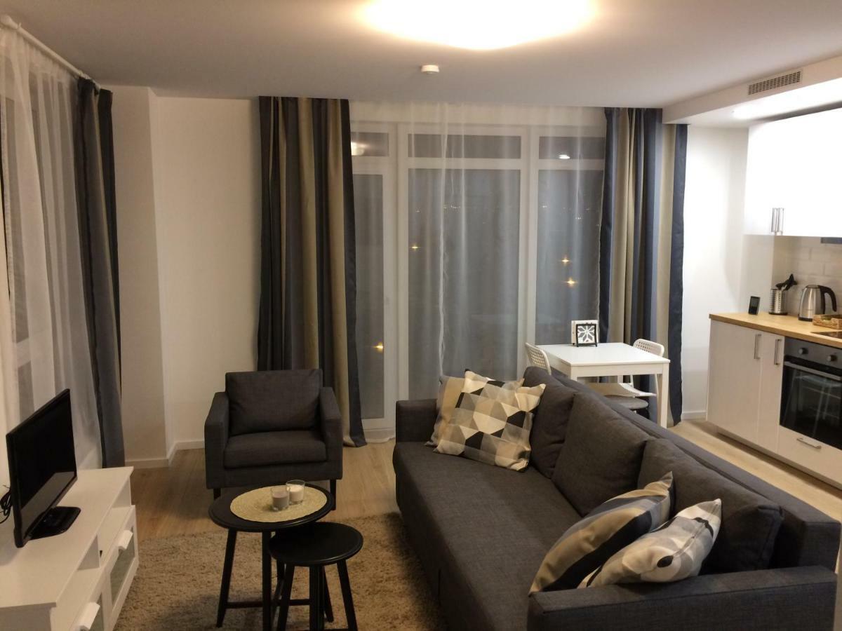 Elegant Apartment Close To The Old Town วิลนีอุส ภายนอก รูปภาพ