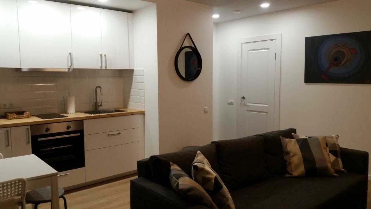 Elegant Apartment Close To The Old Town วิลนีอุส ภายนอก รูปภาพ