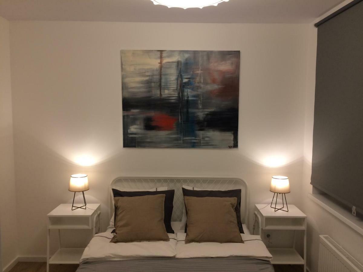 Elegant Apartment Close To The Old Town วิลนีอุส ภายนอก รูปภาพ